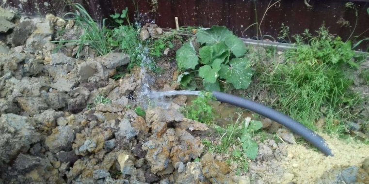 Глинистая почва на участке?